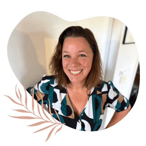 Julie-Lylamaya TOUJAN art therapie astrologie salon de provence  Julie-Lylamaya TOUJAN art therapie astrologie salon de provence